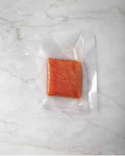 FILETTO DI SALMONE MARINATO